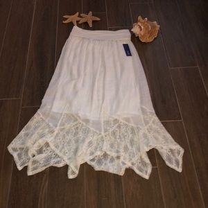 2/$20💫Skirt could also be worn as strapless dress